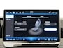 Volkswagen Tiguan 1.5 eHybrid Elegance Trekhaak - 19 Inch - Panoramadak - Leer - Navigatie