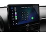 Toyota Yaris Cross 1.5 Hybrid Dynamic | Stoel-/stuurverwarming | Verwarmbare voorruit | Apple Carplay / Android Auto | Keyless | Adaptive Cruise | Full LED | Clima | Camera | 17 inch