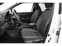 Toyota Yaris Cross 1.5 Hybrid Dynamic | Stoel-/stuurverwarming | Verwarmbare voorruit | Apple Carplay / Android Auto | Keyless | Adaptive Cruise | Full LED | Clima | Camera | 17 inch