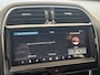 Jaguar XE 2.0 P250 SE / Automaat / 48.000 KM / NL-Auto / Vol-Leder / Stoelverwarming / Elektr.-Verstelbare Stoelen / Cruise-Control / Climate-Control / Apple-Carplay & Android-Auto / Keyless / LED / DAB Radio-Bluetooth / Navi / PDC V+A / Camera / 18'' LMV / ENZ.
