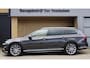 Volkswagen Passat Variant 1.8 TSI 180pk 3x R-Line Pano.Dak Leder DynAudio HUD Trekhaak Sfeerverlichting *Zeer Nette & Complete Passat*