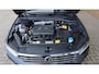 Volkswagen Passat Variant 1.8 TSI 180pk 3x R-Line Pano.Dak Leder DynAudio HUD Trekhaak Sfeerverlichting *Zeer Nette & Complete Passat*