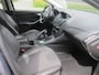 Ford Focus 1.6 TI-VCT TITANIUM 1/2 LEDER TREKHAAK DEALER ONDERHOUD!!