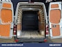 Volkswagen Crafter 2.0 TDI 136pk L3H3 L2H2 Airco | Trekhaak 2800kg | 3- Zits | Chauffeursstoel | Navigatie Cruisecontrol, Parkeersensoren, Bijrijdersbank