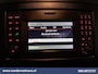 Volkswagen Crafter 2.0 TDI 136pk L3H3 L2H2 Airco | Trekhaak 2800kg | 3- Zits | Chauffeursstoel | Navigatie Cruisecontrol, Parkeersensoren, Bijrijdersbank