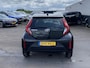 Toyota Aygo X 1.0 VVT-i S-CVT Play Automaat, Achteruitrij camera, adaptieve cruise control, start/stop systeem, NL-auto, zeer lage KM stand & automaat!