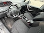 Peugeot 2008 1.2 82PK Style | CRUISE | CLIMA | TREKHAAK |