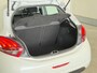 Peugeot 208 1.2 Signature Carplay! D-riem vv.! ORG. NL!