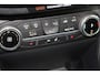 Ford Fiesta 1.0-95pk EcoBoost Active X. Zeer nette Ford Fiesta Active, slechts 41.000km. Autm. airco, All season banden, LM wielen, Stoel-, stuur- en voorraamverw., LED verl., Telefoonvoorb., Navigatie, Cruise control etc.