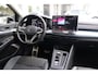 Volkswagen Golf 1.5 eTSI 150pk Life Edition | Trekhaak | Navigatie | Camera | Stoel- en Stuurverwarming