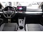 Volkswagen Golf 1.5 eTSI 150pk Life Edition | Trekhaak | Navigatie | Camera | Stoel- en Stuurverwarming