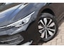 Volkswagen Golf 1.5 eTSI 150pk Life Edition | Trekhaak | Navigatie | Camera | Stoel- en Stuurverwarming
