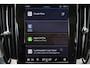 Volvo V60 T6 Recharge AWD Plus Bright - Panorama/schuifdak - Bowers & Wilkins audio - Parkeercamera achter - Verwarmde voorstoelen, stuur & achterbank - Parkeersensoren voor & achter - Elektr. bedienb. voorstoelen met geheugen - Cruise control - 19' LMV