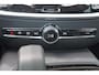 Volvo V60 T6 Recharge AWD Plus Bright - Panorama/schuifdak - Bowers & Wilkins audio - Parkeercamera achter - Verwarmde voorstoelen, stuur & achterbank - Parkeersensoren voor & achter - Elektr. bedienb. voorstoelen met geheugen - Cruise control - 19' LMV