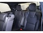 Volvo XC90 T8 Recharge AWD Ultra Dark Exec. Ed. - Luchtvering - IntelliSafe Assist & Surround - 360º Camera - Bowers & Wilkins audio - Adaptieve LED koplampen - Verwarmde voorstoelen, stuur & achterbank - Parkeersensoren voor & achter - Elektr. bedienb. voorstoelen met geheugen - Head up display - Draadloze tel. lader - Extra getint glas - 22' LMV