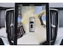 Volvo XC90 T8 Recharge AWD Ultra Dark Exec. Ed. - Luchtvering - IntelliSafe Assist & Surround - 360º Camera - Bowers & Wilkins audio - Adaptieve LED koplampen - Verwarmde voorstoelen, stuur & achterbank - Parkeersensoren voor & achter - Elektr. bedienb. voorstoelen met geheugen - Head up display - Draadloze tel. lader - Extra getint glas - 22' LMV