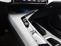 Peugeot e-5008 SUV Allure Avantage 73 kWh 210pk | DEMO | 503km WLTP Actieradius | 7 Zitplaatsen | Navigatie | 360° Camera | Half lederen AGR stoelen | Stoel- en stuurverwarming | Adaptieve Cruise Control | Climate Control | Parkeersensoren v+a | Dodehoeksensor | Led koplampen | Keyless | Draadloze Apple Carplay / Android Auto + Telefoonlader | Donker getint glas | Trekhaak | 19" Lichtmetalen velgen |