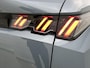Peugeot e-5008 SUV Allure Avantage 73 kWh 210pk | DEMO | 503km WLTP Actieradius | 7 Zitplaatsen | Navigatie | 360° Camera | Half lederen AGR stoelen | Stoel- en stuurverwarming | Adaptieve Cruise Control | Climate Control | Parkeersensoren v+a | Dodehoeksensor | Led koplampen | Keyless | Draadloze Apple Carplay / Android Auto + Telefoonlader | Donker getint glas | Trekhaak | 19" Lichtmetalen velgen |