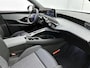 Peugeot e-5008 SUV Allure Avantage 73 kWh 210pk | DEMO | 503km WLTP Actieradius | 7 Zitplaatsen | Navigatie | 360° Camera | Half lederen AGR stoelen | Stoel- en stuurverwarming | Adaptieve Cruise Control | Climate Control | Parkeersensoren v+a | Dodehoeksensor | Led koplampen | Keyless | Draadloze Apple Carplay / Android Auto + Telefoonlader | Donker getint glas | Trekhaak | 19" Lichtmetalen velgen |