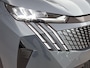 Peugeot e-5008 SUV Allure Avantage 73 kWh 210pk | DEMO | 503km WLTP Actieradius | 7 Zitplaatsen | Navigatie | 360° Camera | Half lederen AGR stoelen | Stoel- en stuurverwarming | Adaptieve Cruise Control | Climate Control | Parkeersensoren v+a | Dodehoeksensor | Led koplampen | Keyless | Draadloze Apple Carplay / Android Auto + Telefoonlader | Donker getint glas | Trekhaak | 19" Lichtmetalen velgen |