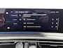Peugeot e-5008 SUV Allure Avantage 73 kWh 210pk | DEMO | 503km WLTP Actieradius | 7 Zitplaatsen | Navigatie | 360° Camera | Half lederen AGR stoelen | Stoel- en stuurverwarming | Adaptieve Cruise Control | Climate Control | Parkeersensoren v+a | Dodehoeksensor | Led koplampen | Keyless | Draadloze Apple Carplay / Android Auto + Telefoonlader | Donker getint glas | Trekhaak | 19" Lichtmetalen velgen |