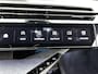 Peugeot e-5008 SUV Allure Avantage 73 kWh 210pk | DEMO | 503km WLTP Actieradius | 7 Zitplaatsen | Navigatie | 360° Camera | Half lederen AGR stoelen | Stoel- en stuurverwarming | Adaptieve Cruise Control | Climate Control | Parkeersensoren v+a | Dodehoeksensor | Led koplampen | Keyless | Draadloze Apple Carplay / Android Auto + Telefoonlader | Donker getint glas | Trekhaak | 19" Lichtmetalen velgen |
