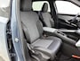 Peugeot e-5008 SUV Allure Avantage 73 kWh 210pk | DEMO | 503km WLTP Actieradius | 7 Zitplaatsen | Navigatie | 360° Camera | Half lederen AGR stoelen | Stoel- en stuurverwarming | Adaptieve Cruise Control | Climate Control | Parkeersensoren v+a | Dodehoeksensor | Led koplampen | Keyless | Draadloze Apple Carplay / Android Auto + Telefoonlader | Donker getint glas | Trekhaak | 19" Lichtmetalen velgen |