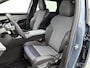 Peugeot e-5008 SUV Allure Avantage 73 kWh 210pk | DEMO | 503km WLTP Actieradius | 7 Zitplaatsen | Navigatie | 360° Camera | Half lederen AGR stoelen | Stoel- en stuurverwarming | Adaptieve Cruise Control | Climate Control | Parkeersensoren v+a | Dodehoeksensor | Led koplampen | Keyless | Draadloze Apple Carplay / Android Auto + Telefoonlader | Donker getint glas | Trekhaak | 19" Lichtmetalen velgen |