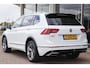 Volkswagen Tiguan Allspace 2.0 TDI 150pk DSG Highline Business R-line 7p. | Panoramadak | Trekhaak | Navigatie | PDC | Stoelverwarming