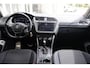 Volkswagen Tiguan Allspace 2.0 TDI 150pk DSG Highline Business R-line 7p. | Panoramadak | Trekhaak | Navigatie | PDC | Stoelverwarming