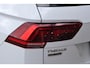 Volkswagen Tiguan Allspace 2.0 TDI 150pk DSG Highline Business R-line 7p. | Panoramadak | Trekhaak | Navigatie | PDC | Stoelverwarming