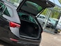 Skoda Octavia Combi 1.0 e-TSI Business Edition/CAMERA/CARPLAY/STOELVERWARMING/NETTE STAAT!!