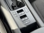 Hyundai Ioniq 6 Connect 77.4 kWh / SOH 100% / Fabrieksgarantie tot 12-2029 / HUD / Adaptieve Cruise / Warmtepomp / Navigatie / Camera  / Dodehoek Detectie / Elektr. Stoel / Elektr. Achterklep / Stoel & Stuurwiel Verwarming / CCS Snelladen /