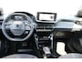Peugeot e-2008 EV Allure Avantage 54 kWh | Fase 3 laden | SOH 96% | Navigatie | Camera voor + achter | Apple carplay | Adaptieve cruise control |