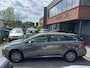 Toyota Avensis Wagon 1.8 VVTi Business AUTOMAAT CAMERA TREKHAAK CRUISE BOEKJES VOL