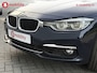BMW 3-Serie Touring 320i High Executive Luxury Trekhaak 1800kg Apple CarPlay Panoramadak | Hifi | Leer | Navigatie | Cruise Control
