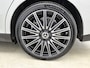Mercedes-Benz CLA Shooting Brake 250+ Business Solution AMG 85 kWh | Plus Line | Premium pakket | Winterpakket | Sportstoelen | MULTIBEAM LED | Vast panoramadak | MBUX Virtuele Assistant | 19" vijfspaaks lichtmetalen AMG-velgen |