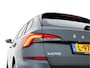 Skoda Kamiq 1.0 TSI Ambition (INCL-BTW) *FULL-LED | DIGI-COCKPIT | COMFORTSEATS | AIRCO | TOWBAR | CRUISE | DAB | 16''ALU*