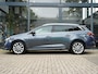 Renault Megane Estate 1.3 TCe Limited / TREKHAAK / DEALER OND. / NAVI / CAMERA / PDC 360 / BLINDSPOT / CLIMATE / PRIVACY GLASS / KEYLESS / CRUISE / 17'' LMV ALL-SEASON