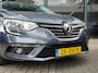 Renault Megane Estate 1.3 TCe Limited / TREKHAAK / DEALER OND. / NAVI / CAMERA / PDC 360 / BLINDSPOT / CLIMATE / PRIVACY GLASS / KEYLESS / CRUISE / 17'' LMV ALL-SEASON