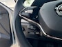 Skoda Kamiq 1.0 TSI Ambition TREKHAAK UITKLAPBAAR / CAMERA / ADAPTIEVE CRUISE CONTROL / 4-SEIZOENBAND / STOELV. / LED / SMART LINK