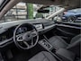 Volkswagen Golf 1.0 eTSI Life | Clima | Ambient | Carplay |