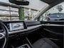 Volkswagen Golf 1.0 eTSI Life | Clima | Ambient | Carplay |