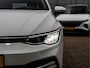 Volkswagen Golf 1.0 eTSI Life | Clima | Ambient | Carplay |