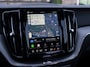 Volvo XC60 2.0 T6 Plug-in hybrid AWD Ultimate Dark | Pano | H/K Sound | Surround View | Trekhaak