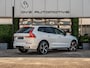 Volvo XC60 2.0 T6 Plug-in hybrid AWD Ultimate Dark | Pano | H/K Sound | Surround View | Trekhaak