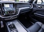 Volvo XC60 2.0 T6 Plug-in hybrid AWD Ultimate Dark | Pano | H/K Sound | Surround View | Trekhaak