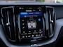 Volvo XC60 2.0 T6 Plug-in hybrid AWD Ultimate Dark | Pano | H/K Sound | Surround View | Trekhaak