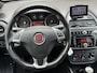 Fiat Punto Evo 0.9 TwinAir 100pk Racing | Airco | Navigatie | Cruise control | 16 inch velgen | Parkeersensor achter | Trekhaak | Elektrische ramen | Zwart dak | Volledig onderhouden