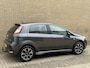 Fiat Punto Evo 0.9 TwinAir 100pk Racing | Airco | Navigatie | Cruise control | 16 inch velgen | Parkeersensor achter | Trekhaak | Elektrische ramen | Zwart dak | Volledig onderhouden